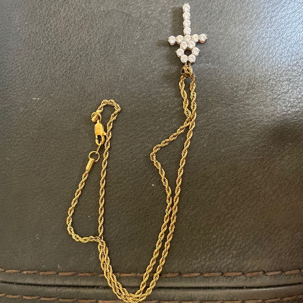 Fairly good condition lil tarnish on back of ankh Rope chain 18k gold plated